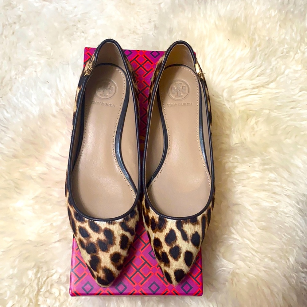 New Tori Burch Leopard prong mohair flat